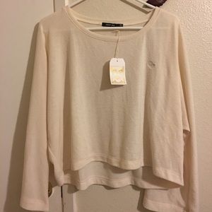 White Obey Sweater🥂